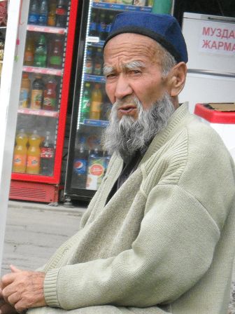 k-Kirgisistan Menschen 20